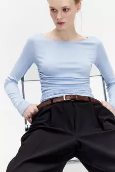 Лонгслив с вырезом-лодочкой и драпировками