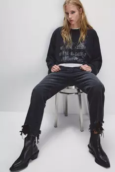 Лонгслив со стиркой и принтом