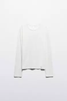 Лонгслив трикотажный с фактурным принтом