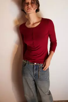 Лонгслив вискозный на пуговицах