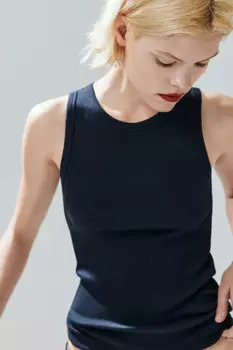 Майка RIBTOP в рубчик на широких бретелях