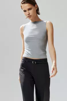 Майка вискозная с вырезом-лодочкой