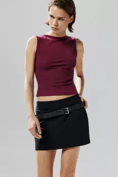 Майка вискозная с вырезом-лодочкой