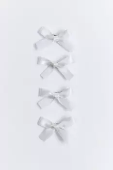 Набор заколок с атласными бантиками (4 штуки)