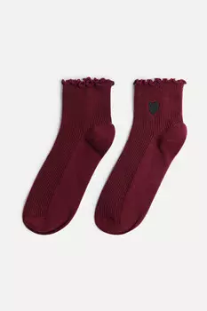 Носки короткие с оборками и сердечком