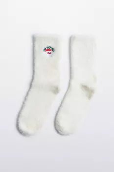 Носки пушистые с новогодней вышивкой