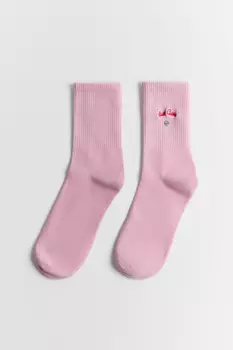 Носки с вышивкой и подвеской-сердечком