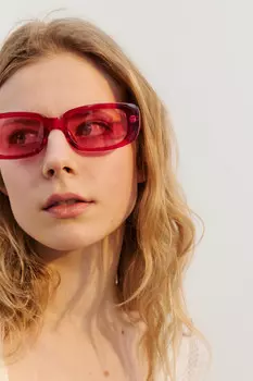 Очки солнцезащитные в полупрозрачной оправе