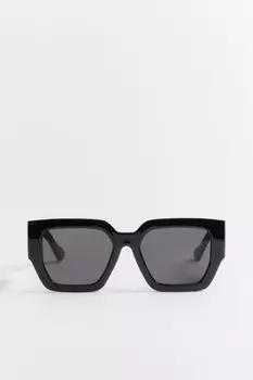 Очки солнцезащитные в широкой оправе