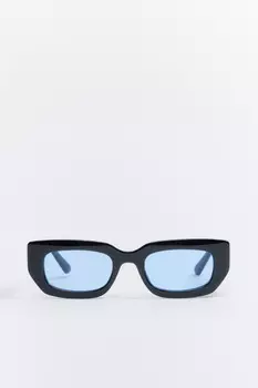 Очки солнцезащитные в широкой оправе