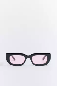 Очки солнцезащитные в широкой оправе