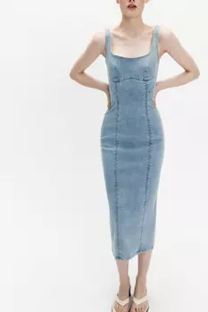 Платье джинсовое облегающее с разрезом