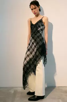 Платье миди асимметричное с кружевом