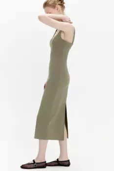 Платье миди облегающее с вырезом-каре