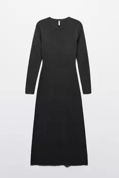 Платье миди вязаное с длинными рукавами