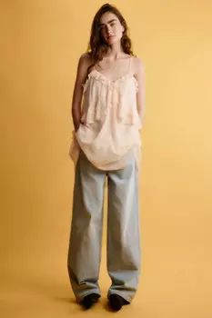 Платье мини на бретельках с воланами