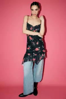 Платье-сарафан с асимметричными воланами