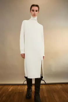 Платье-свитер миди с разрезом