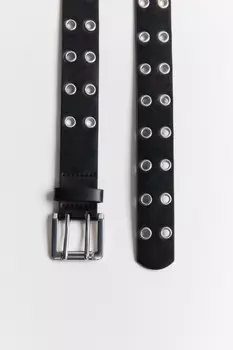 Ремень с металлическими люверсами