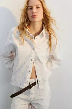 Рубашка джинсовая с цветочным принтом