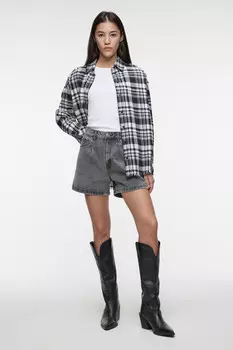 Рубашка oversize клетчатая обрезанная с бахромой