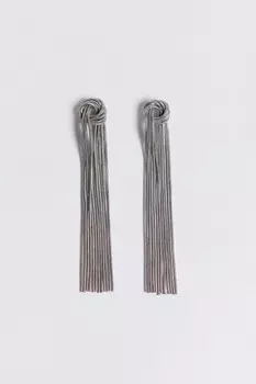 Серьги длинные серебристые с узлом