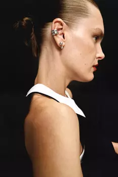 Серьги-каффы серебристые