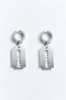 Серьги с подвесками в виде лезвий