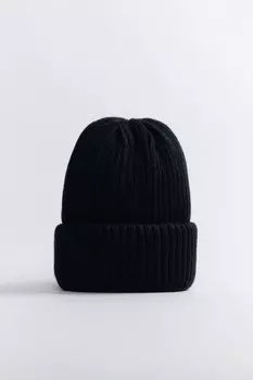 Шапка-бини вязаная в рубчик