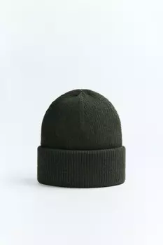 Шапка-бини вязаная в рубчик