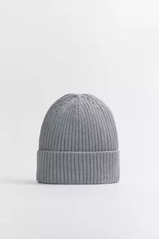 Шапка-бини вязаная вискозная в рубчик