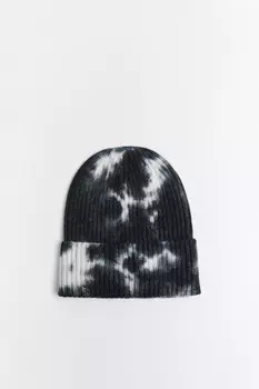 Шапка вязаная в рубчик с принтом тай-дай