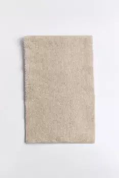 Шарф тонкой вязки однотонный