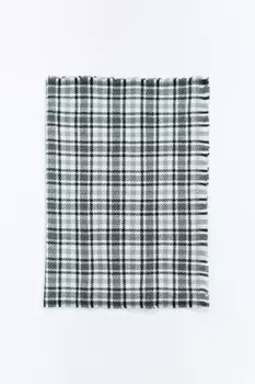 Шарф тонкой вязки с принтом