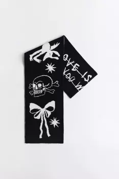 Шарф тонкой вязки с бахромой и принтом