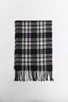 Шарф в клетку с бахромой