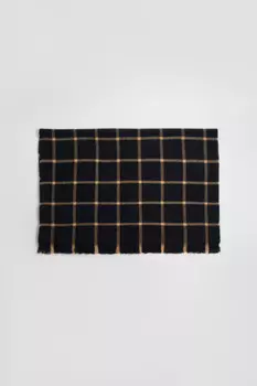 Шарф в клетку с короткой бахромой