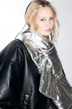 Шарф стеганый с утеплителем