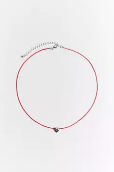 Колье-шнурок с подвеской