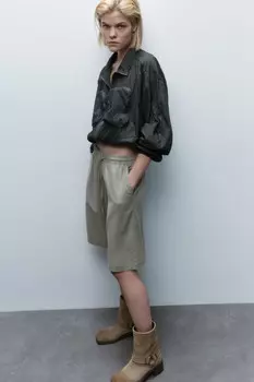 Шорты-бермуды льняные с поясом на завязках