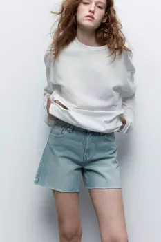 Шорты джинсовые с открытыми срезами