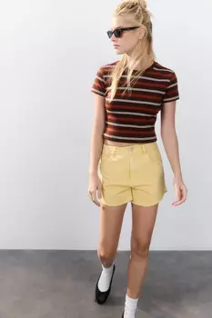 Шорты джинсовые с открытыми срезами