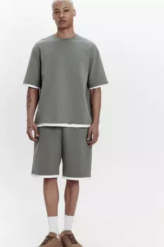 Шорты с имитацией второго слоя