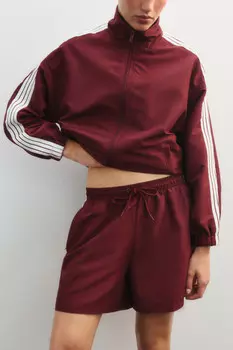 Шорты спортивные с лампасами