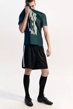 Шорты спортивные в полоску с лампасами