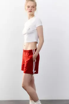 Шорты трикотажные с лампасами