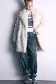 Шуба из искусственного меха с длинным ворсом