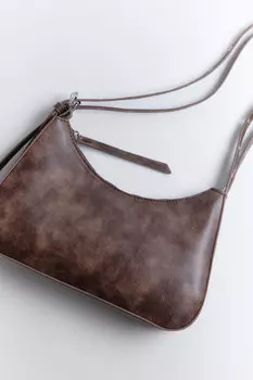 Сумка-багет плоская с двойным ремешком