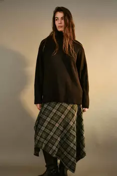 Свитер из вискозного трикотажа