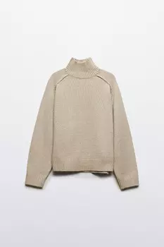 Свитер с воротником-стойкой